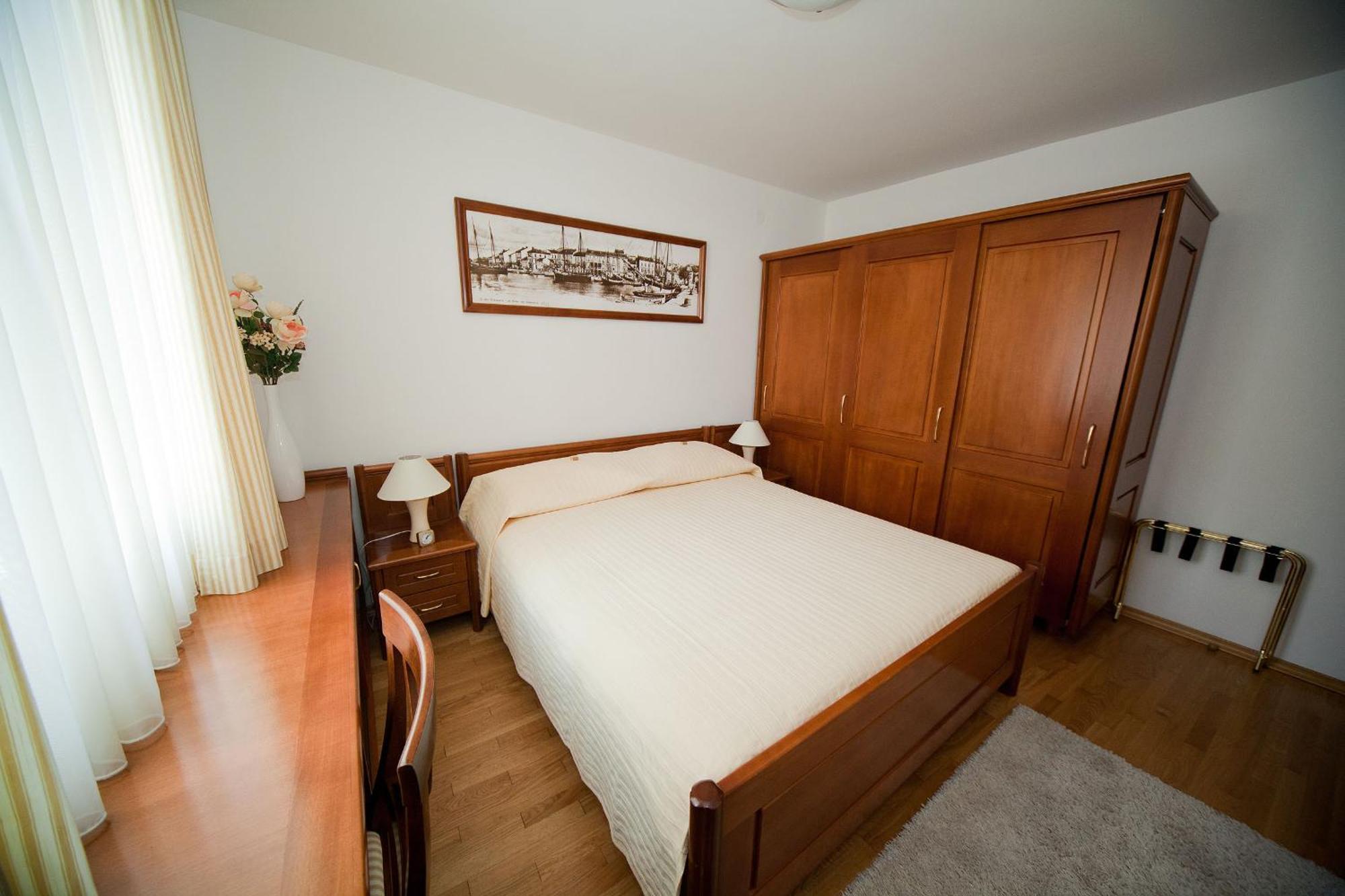 Apartments Villa Castello Crikvenica Buitenkant foto