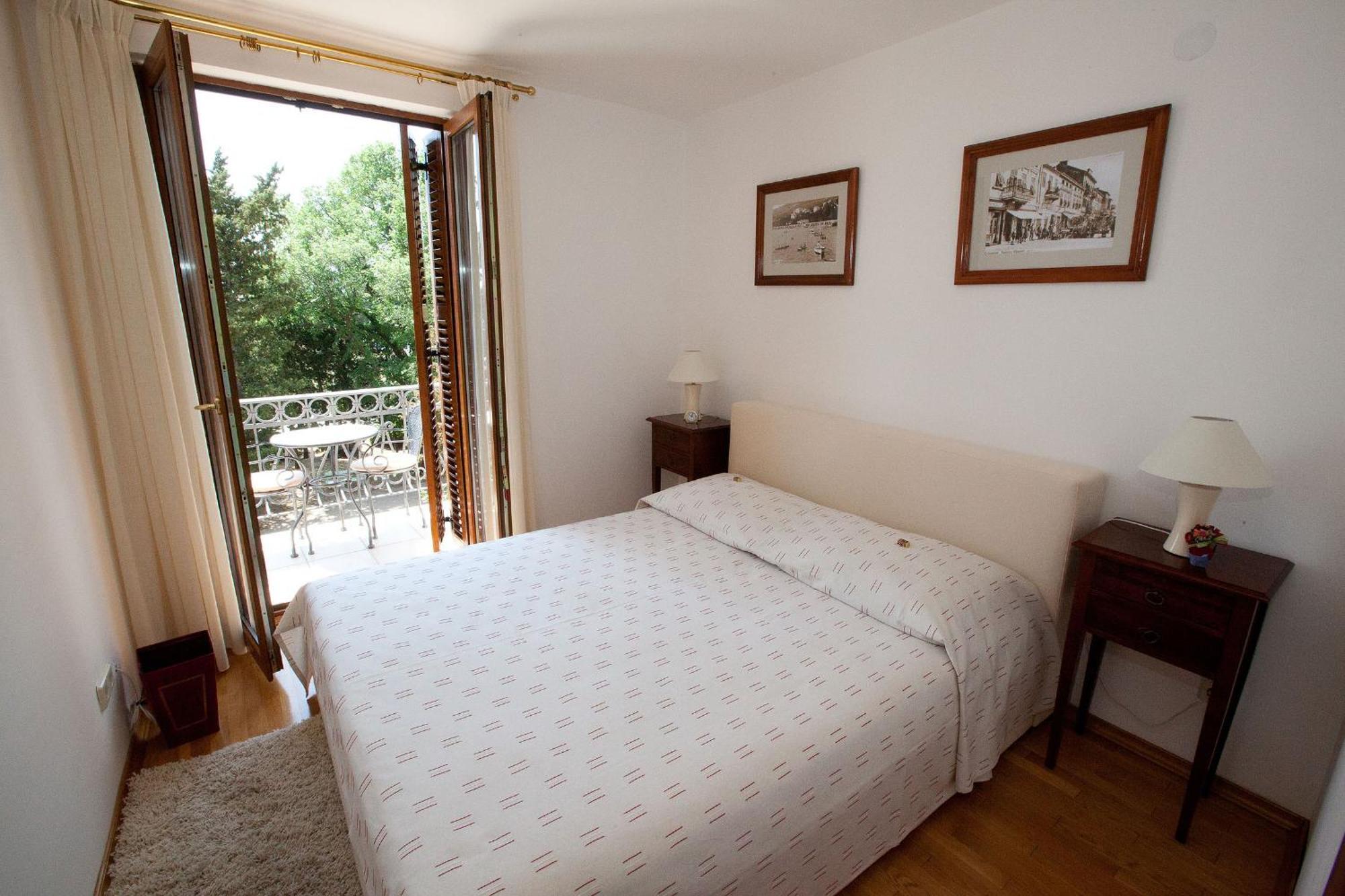 Apartments Villa Castello Crikvenica Buitenkant foto