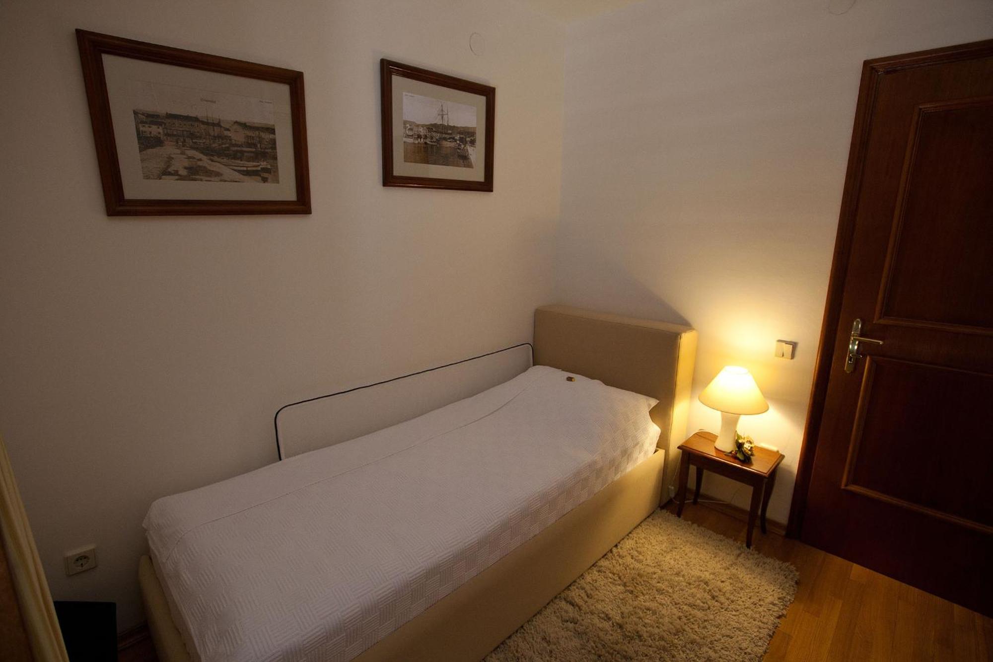 Apartments Villa Castello Crikvenica Buitenkant foto