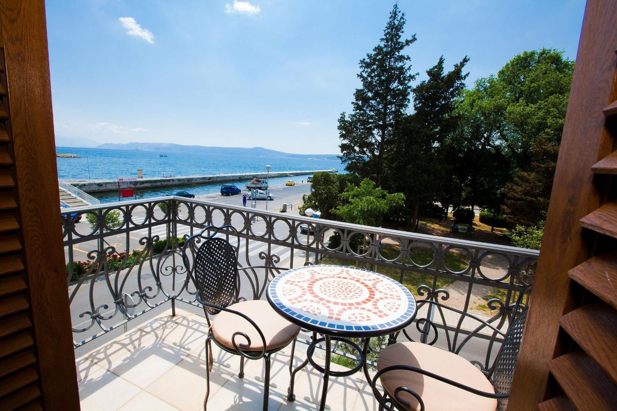 Apartments Villa Castello Crikvenica Buitenkant foto