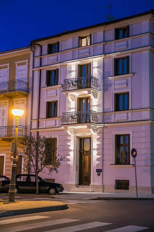 Apartments Villa Castello Crikvenica Buitenkant foto
