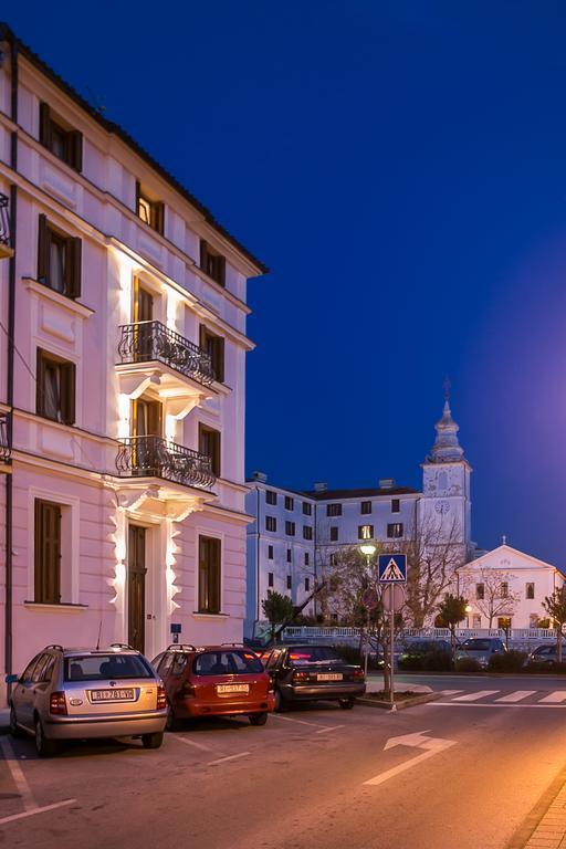 Apartments Villa Castello Crikvenica Buitenkant foto